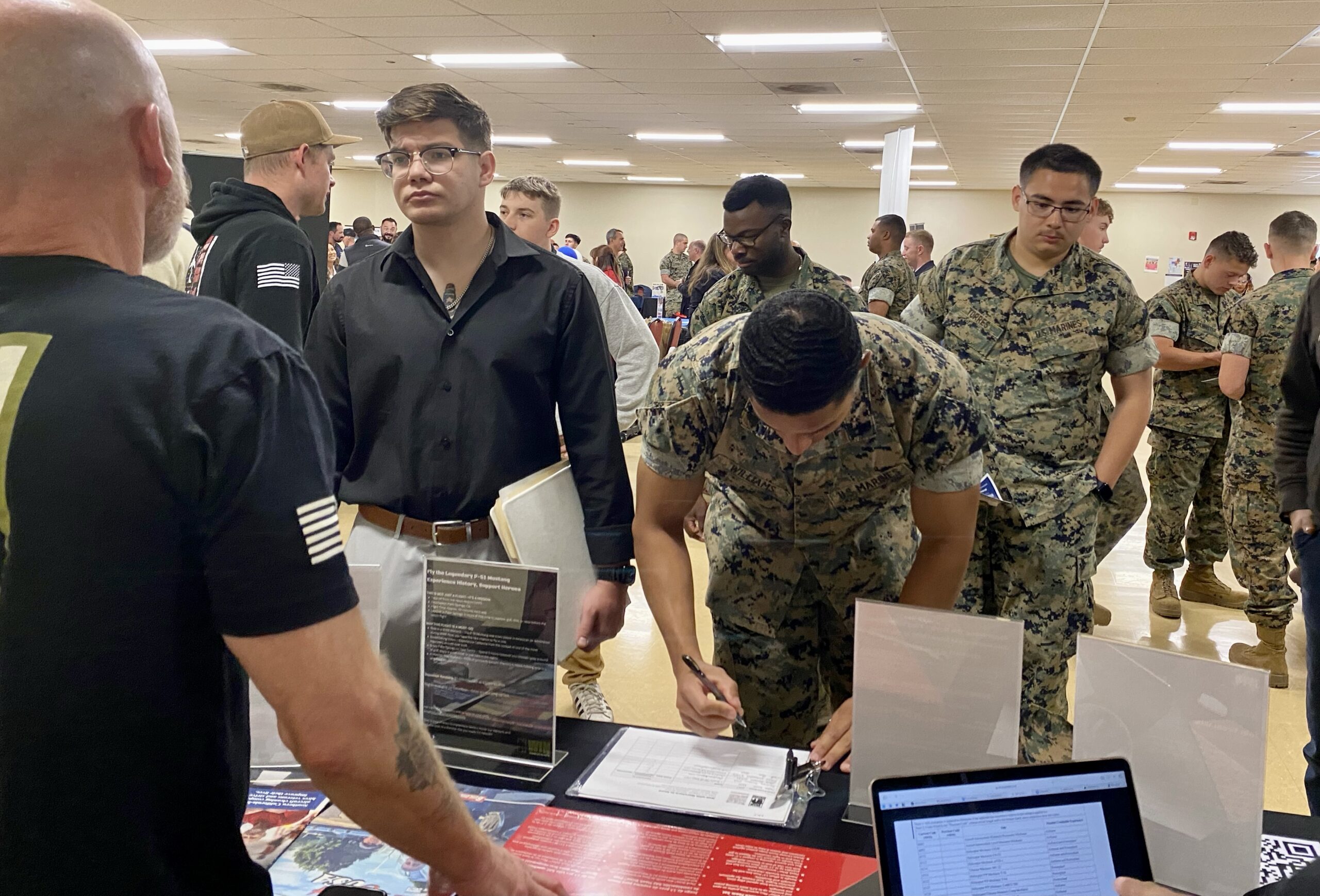 Miramar Career Fair event featuring Warriors In Need support for veterans, veteran transition, and aviation career opportunities.